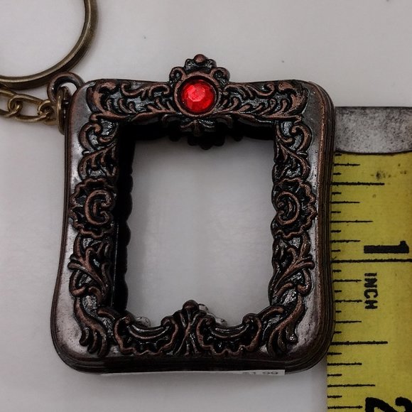 Mini Bible Keychain - Picture 7 of 8